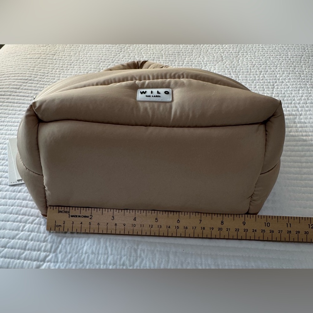 Wilo The Label Mini Puffer Active Tote Bag with Straps - Picture 9 of 13